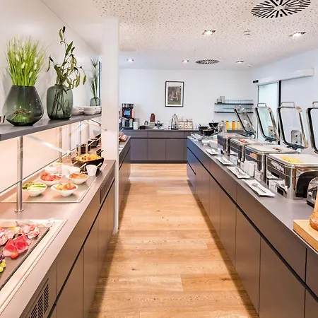 Scotty & Emily 4* Ulm