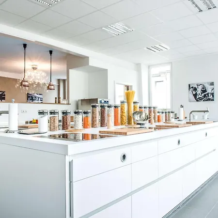 Scotty & Emily 4* Ulm