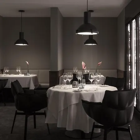 Hotel Scotty & Emily 4*