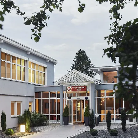 Hotel Scotty & Emily 4*