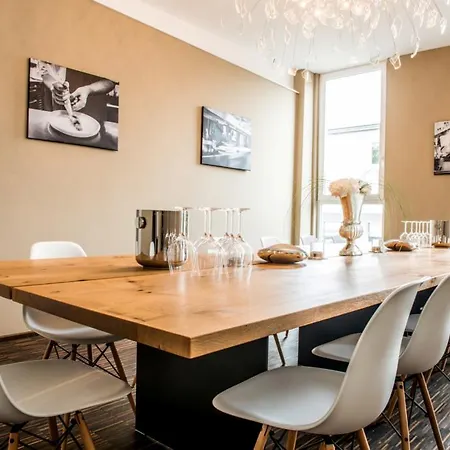 Scotty & Emily Hotel Ulm