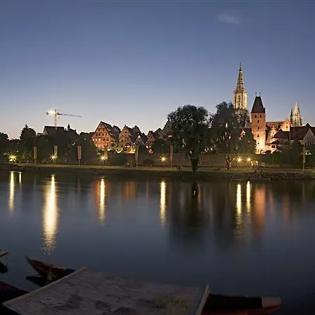 Hotel Scotty & Emily Ulm