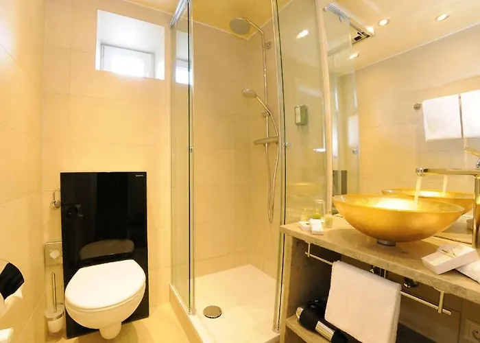 Scotty & Emily Hotel Ulm