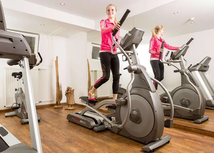 Scotty & Emily מלון אולם