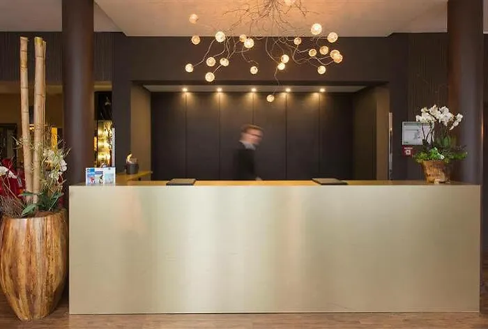 מלון Scotty & Emily 4*